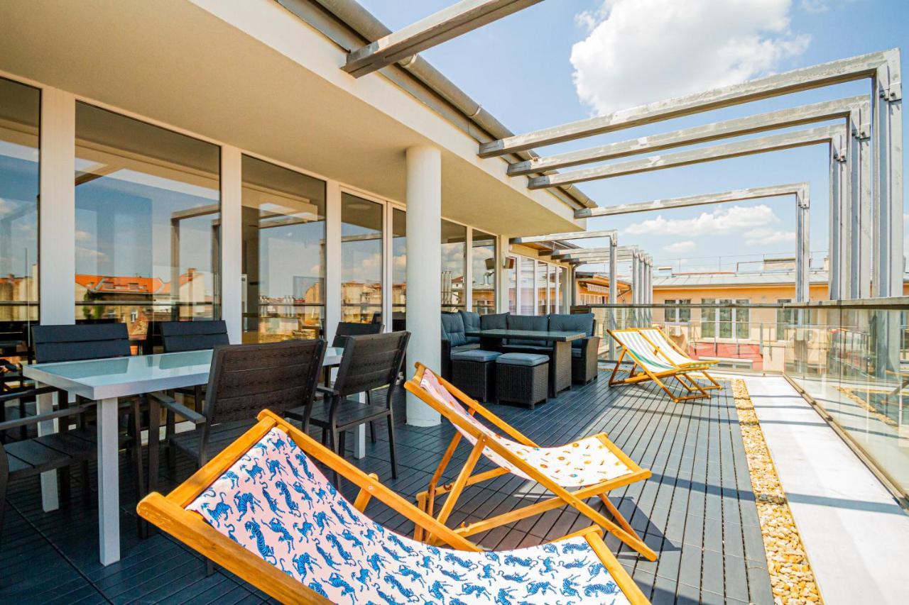 Luxury Apartment With Balcony In Downtown Budapest Exterior photo